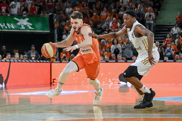 出明智的选 出明智的选