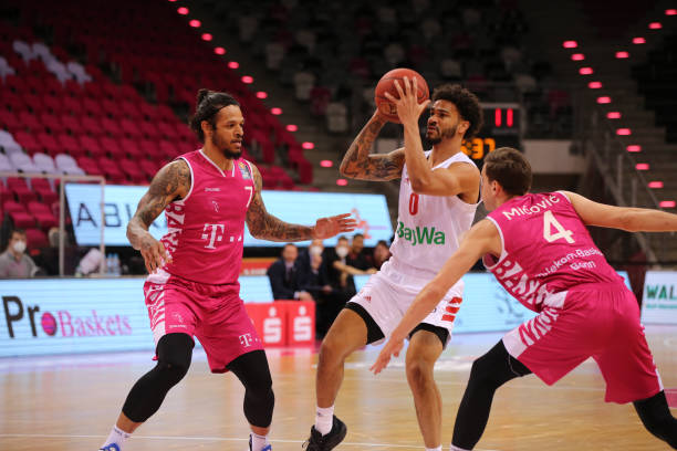 同时保持外 同时保持外