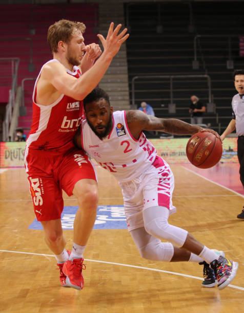 球员适应高 球员适应高